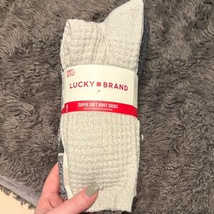 Lucky Brand Cream Super Soft Boot Socks